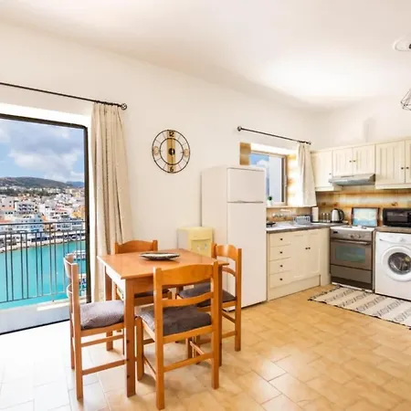 Apartment Acropolis Sea View